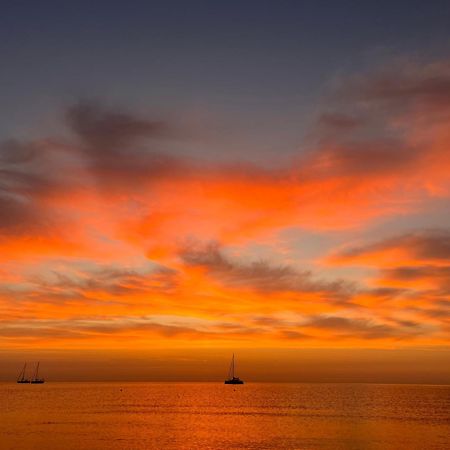 Апартаменти Il Bacio Del Sole Тертенія Екстер'єр фото