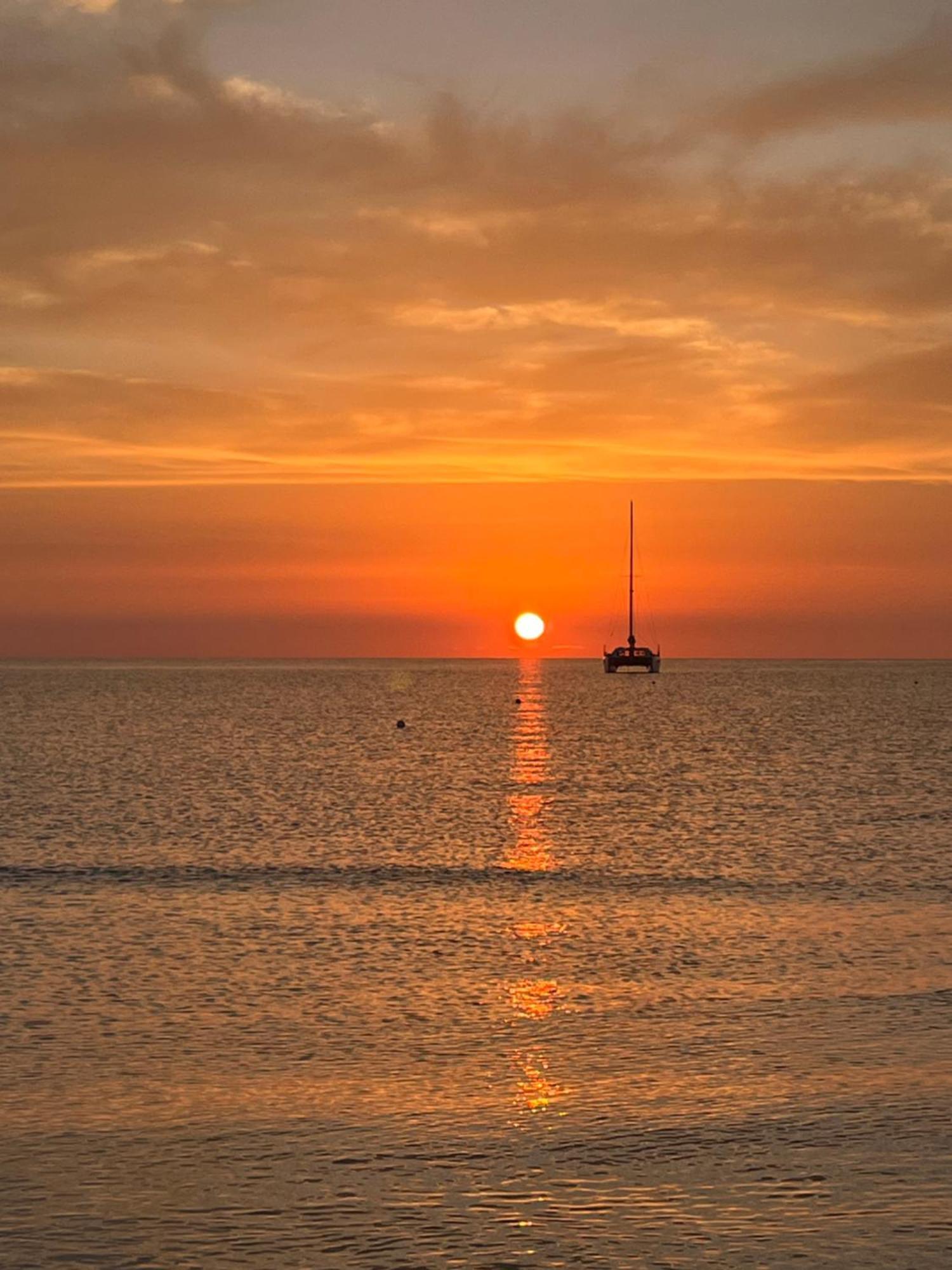 Апартаменти Il Bacio Del Sole Тертенія Екстер'єр фото
